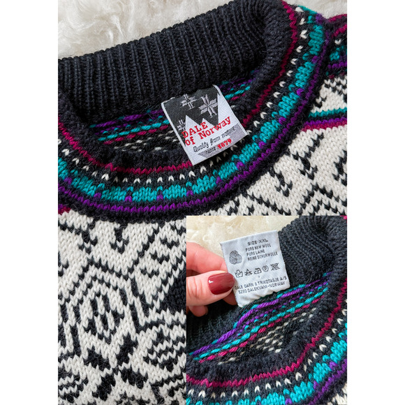 Vintage Dale of Norway Fiemme Black Purple Turquoise Wool Pullover Sweater Mens - Picture 2 of 8